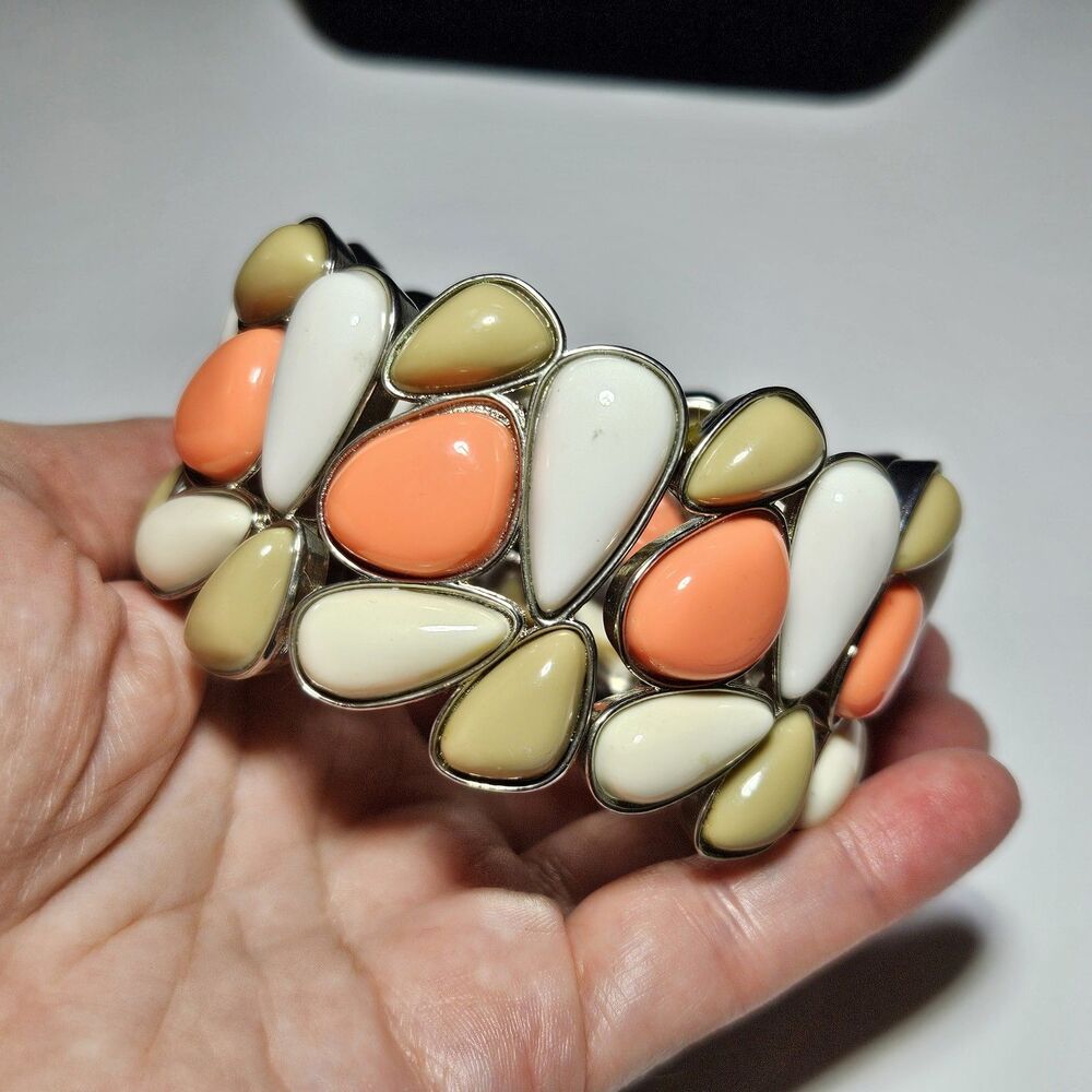 Silver Tone Chunky Pink Tan White Bead Stretch Bracelet 7.5" - Picture 3 of 12